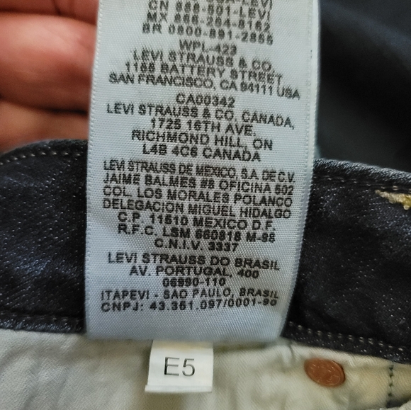 Rare Levi's Jeans - Picture 6 of 7